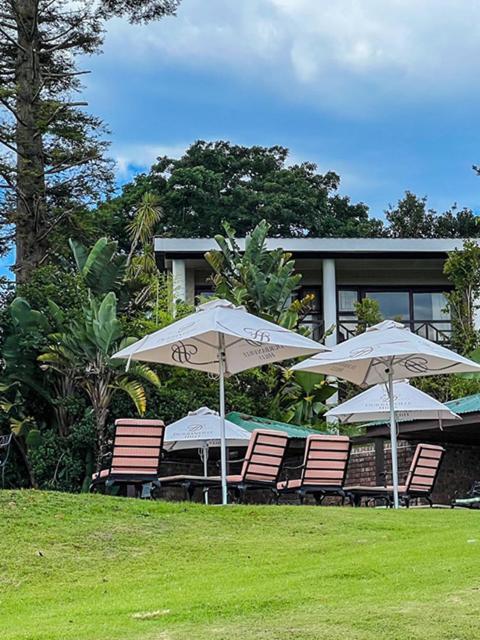 Far Hills Country Hotel Victoria Bay Exterior photo